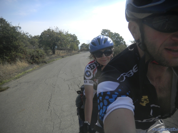 Yanlış yol! Sırıttığıma göre henüz farkına varmamışız.